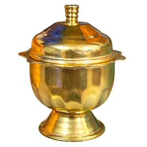 Decorative Brass Kumkum Box with Cover | Religious Pooja Item (5.5 X 4.5 X 3 CM)